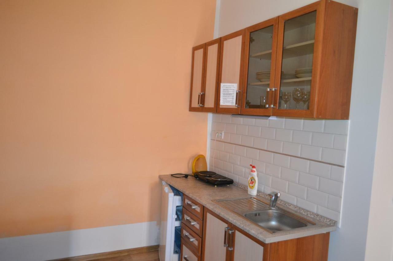 Apartmany Alex S Bazenom Kalonda Zewnętrze zdjęcie