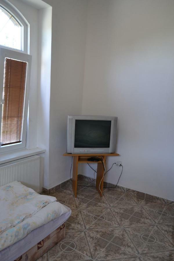 Apartmany Alex S Bazenom Kalonda Zewnętrze zdjęcie